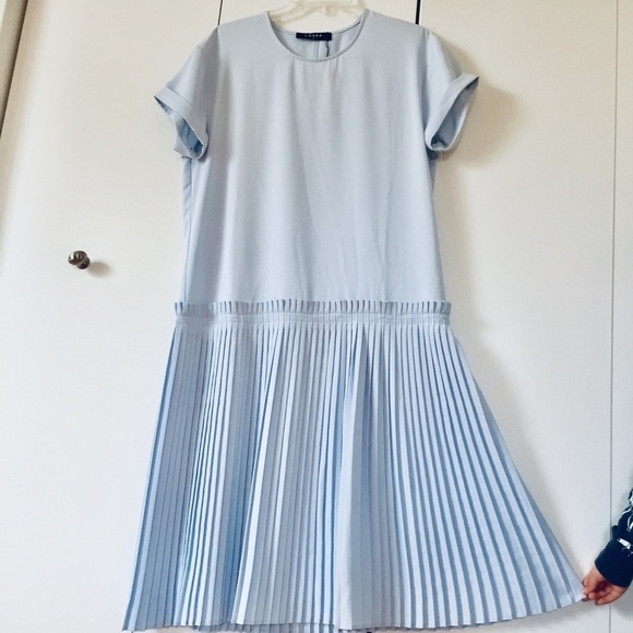 Nordstrom CAARA Short Sleeve Baby Blue Pleated Dropped Waist Relaxed Midi Dress - Picture 3 of 15